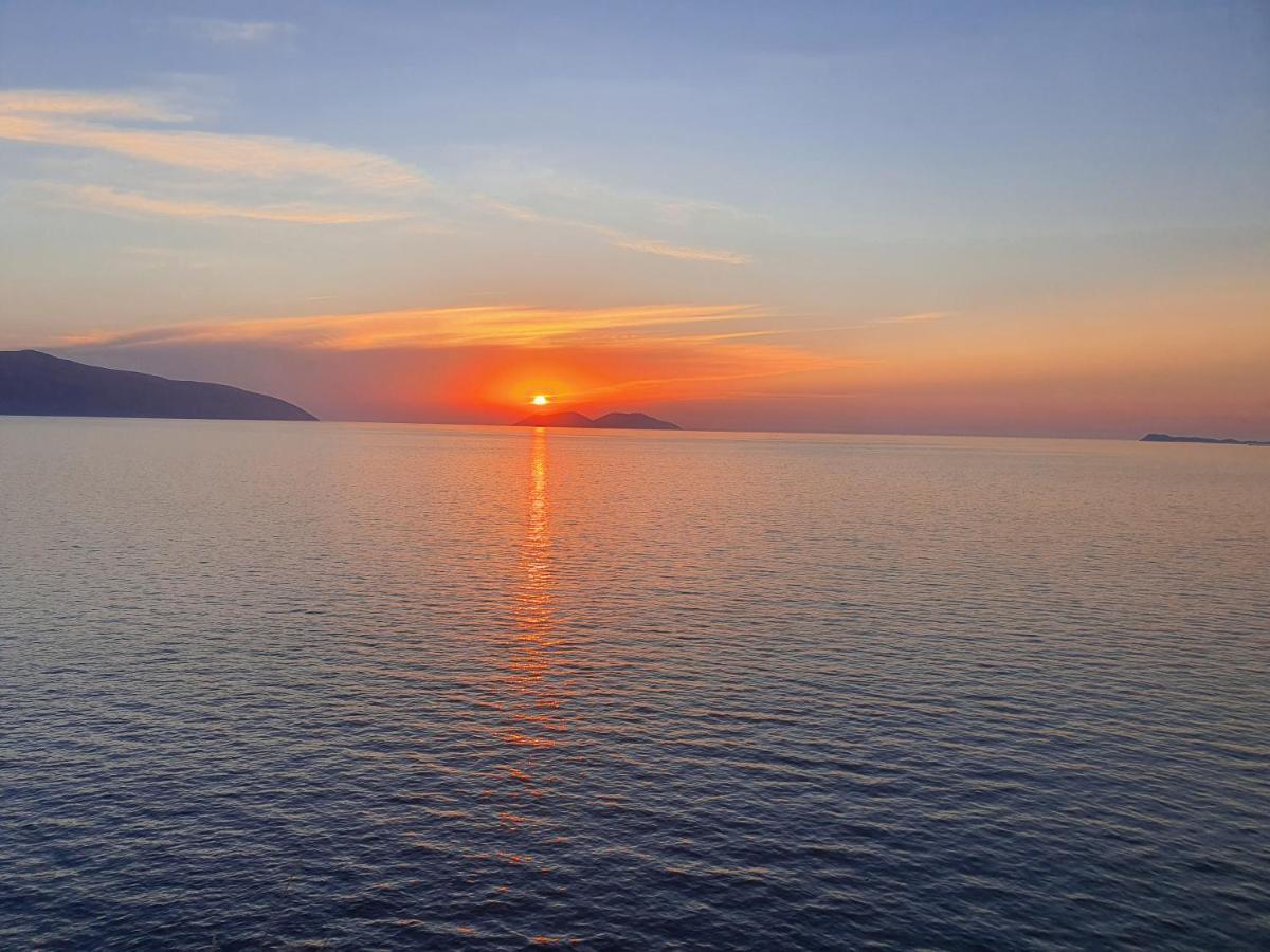 Darla Sea View Apartment Vlorë 외부 사진